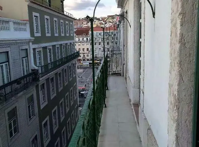 Baixa 208 Apartment-chiado דירה ליסבון